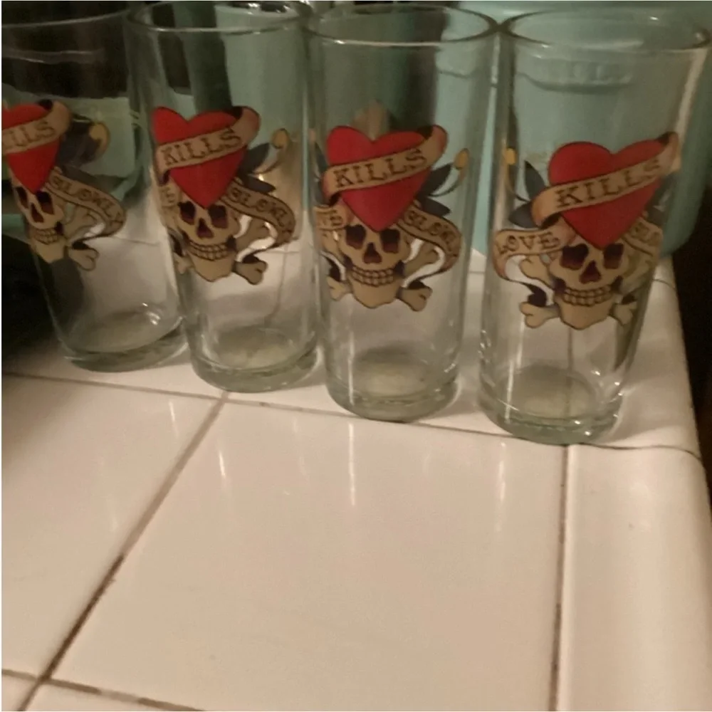 Ed Hardy Set of Drinking Glasses